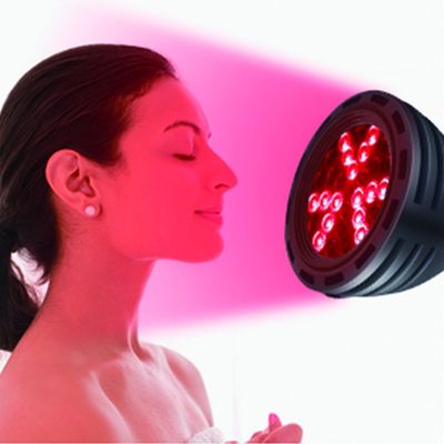satın al Koyu Cilt İçin 24W Kırmızı Işık Terapi Ampulleri 660nm LED Işık Terapisi çevrimiçi üretim